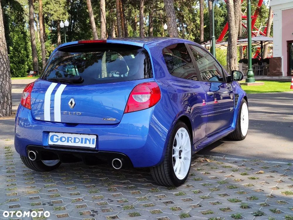 Renault Clio - 8