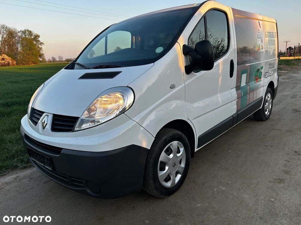 Renault Trafic - 2