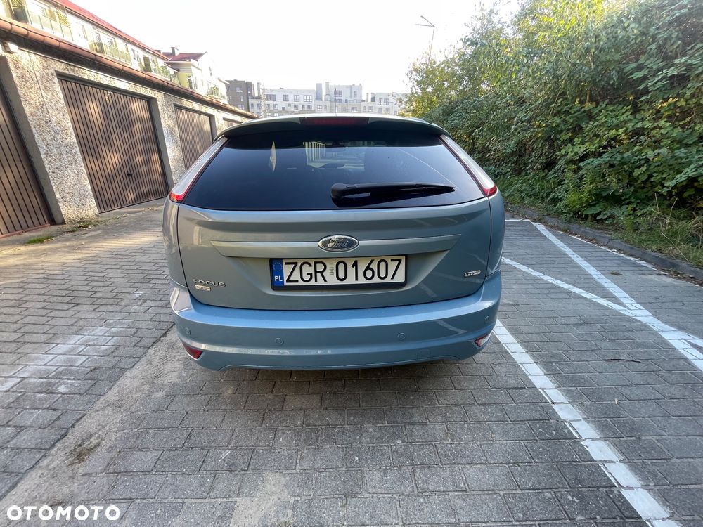 Ford Focus - 8