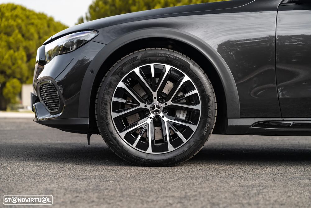 Mercedes-Benz E 300 de 4Matic All-Terrain - 6