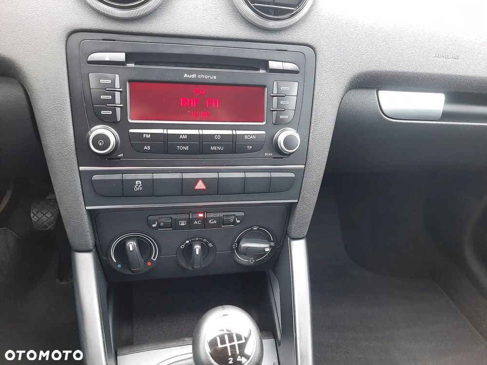 Audi A3 Sportback 1.6 Ambition - 5