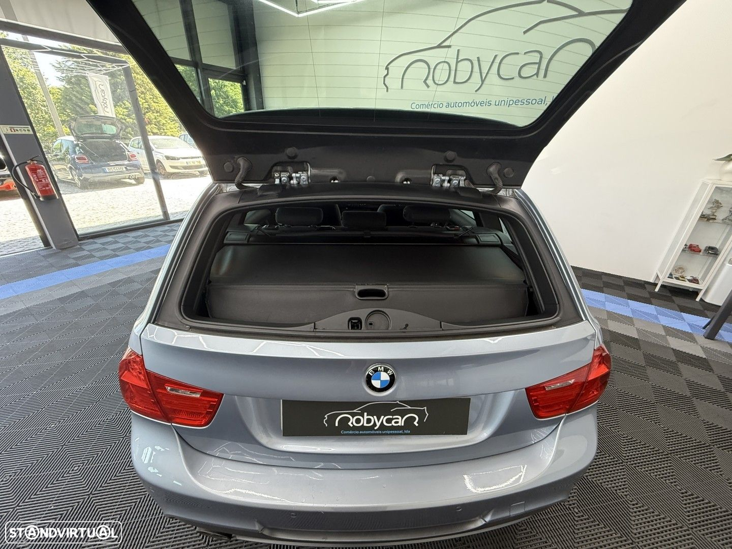 BMW 320 d Touring xDrive - 22