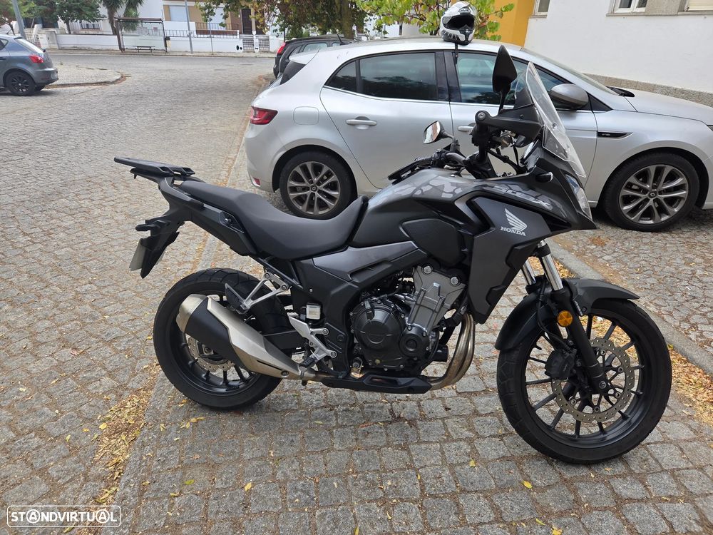 Honda CB - 1