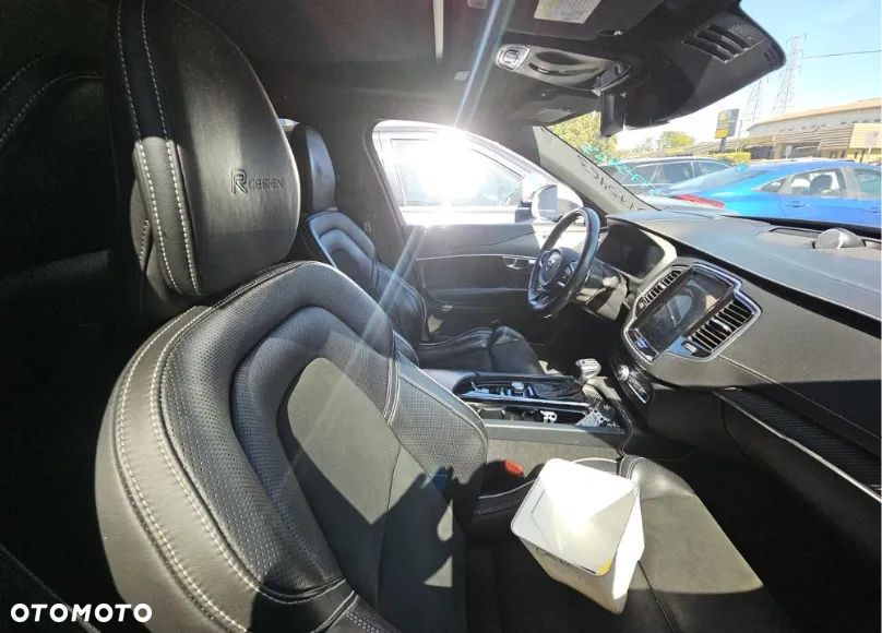Volvo XC 90 T6 AWD R-Design - 10