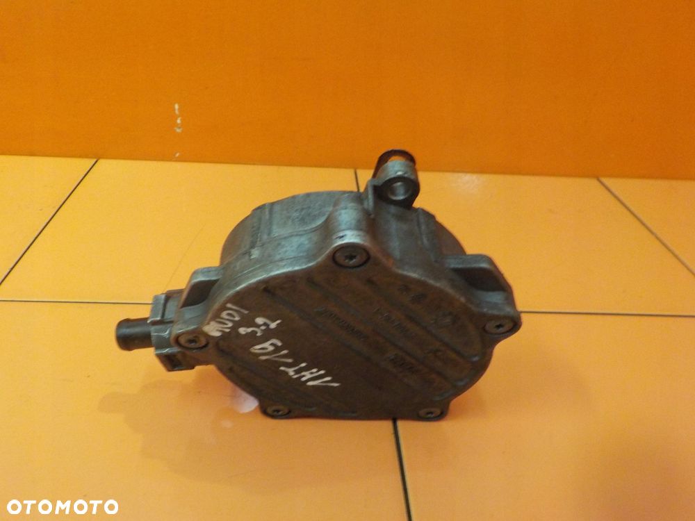 AUDI A4 B8 A5 A6 C6 3.2 FSI 10r 265KM CAL vacum pompa - 1