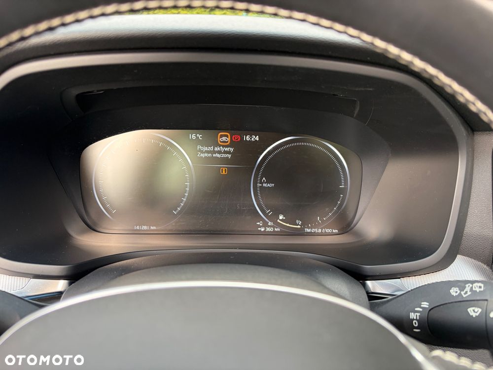Volvo V60 T6 AWD Recharge Geartronic Inscription - 14