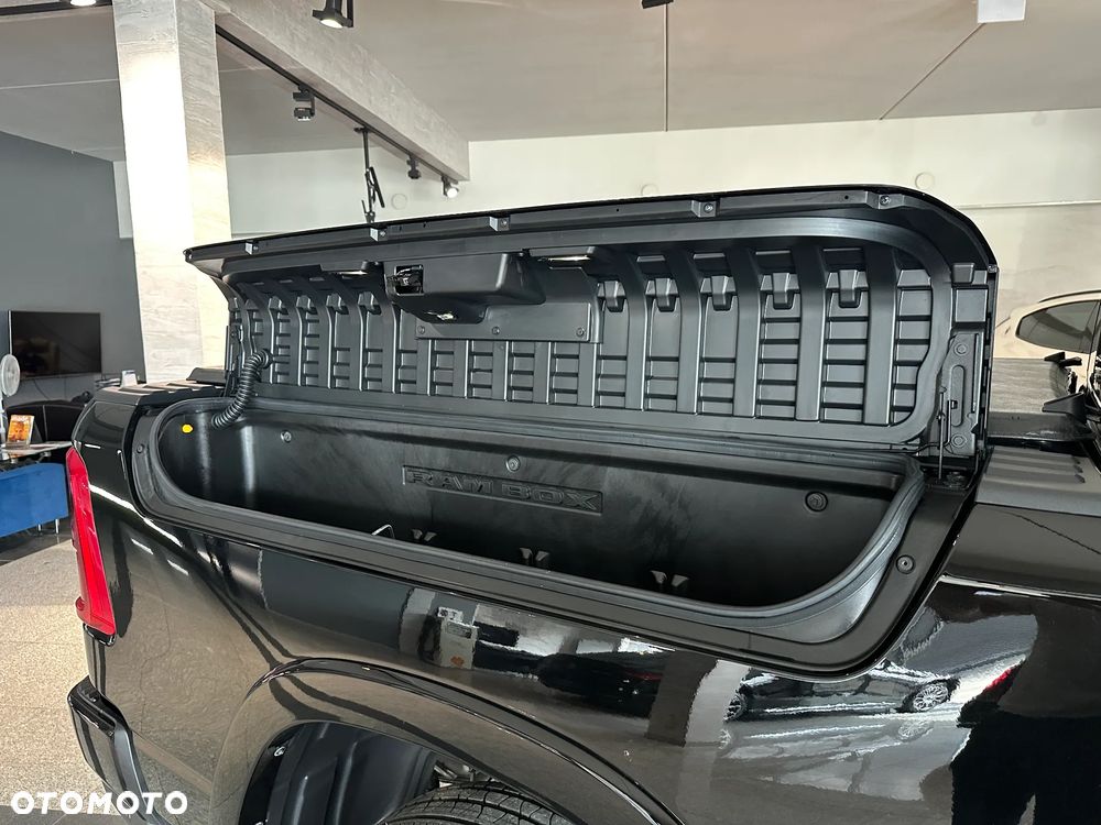 RAM 1500 Tungsten - 13