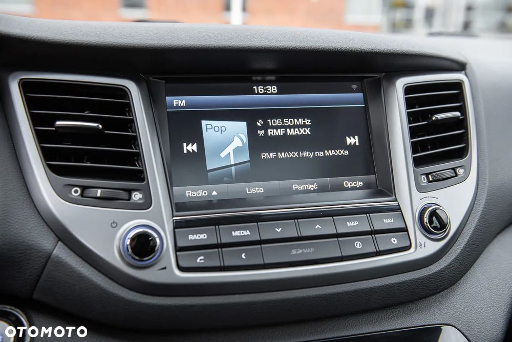 Hyundai Tucson 2.0 CRDI Premium 4WD - 28