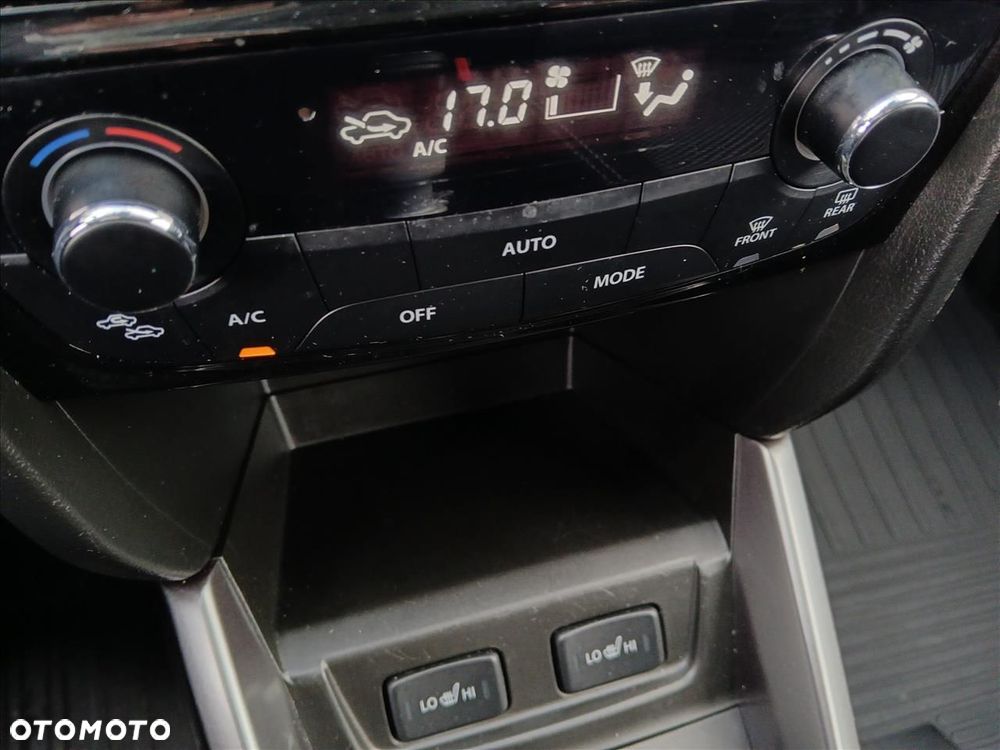 Suzuki Vitara 1.4 Boosterjet SHVS Premium 2WD - 14