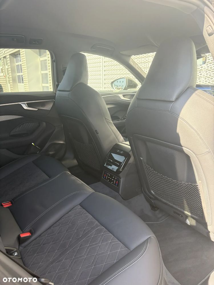 Audi A6 Avant e-Hybrid 220 kW Quattro S tronic - 17
