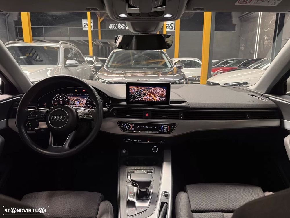 Audi A4 Avant 45 TFSI quattro S tronic - 16