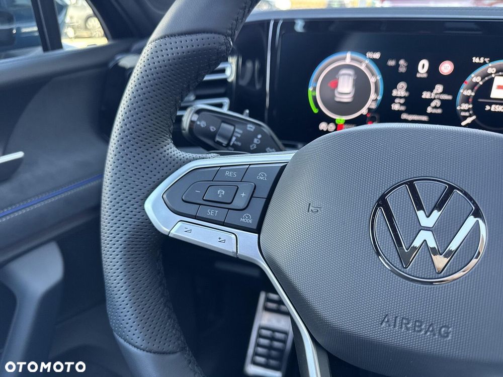Volkswagen Tiguan - 29