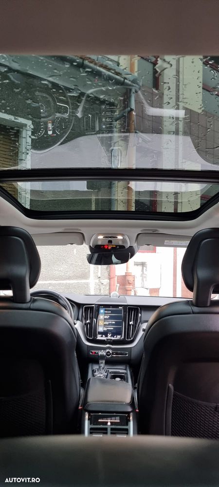 Volvo XC 60 D5 AWD Inscription - 7