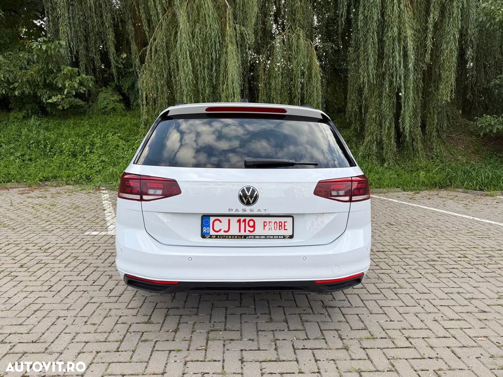 Volkswagen Passat Variant 2.0 TDI DSG (BlueMotion Technology) Comfortline - 11