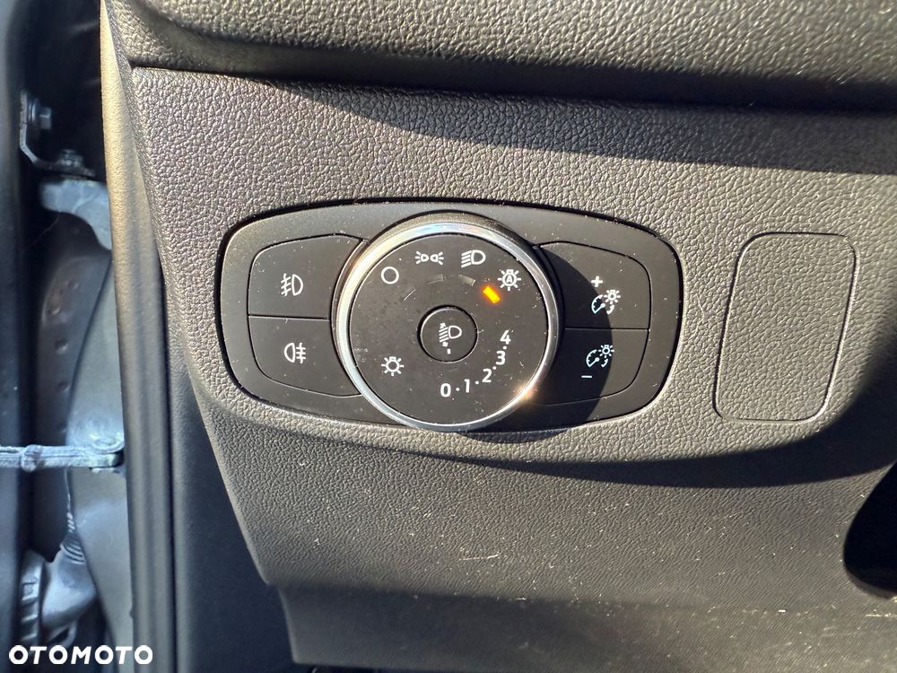 Ford Focus 1.5 EcoBlue Connected - 26