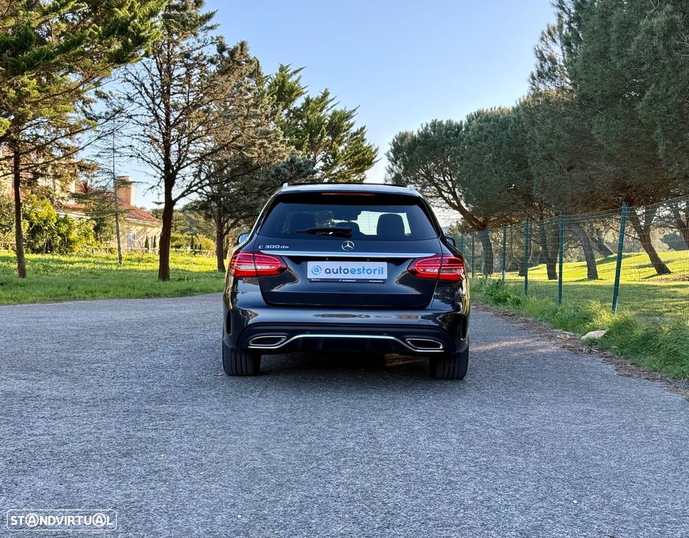 Mercedes-Benz C 300 de AMG Line - 4