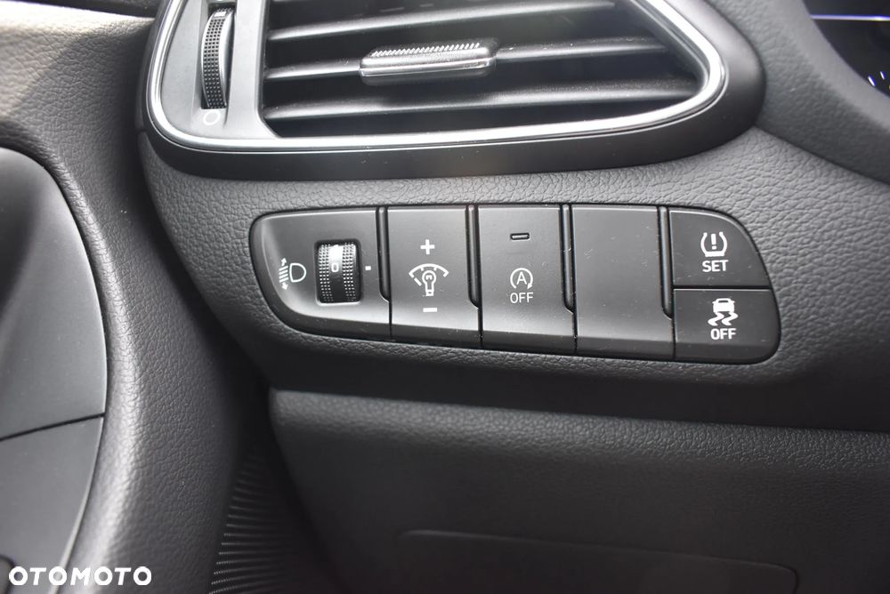 Hyundai i30 1.0 T-GDI Modern - 24