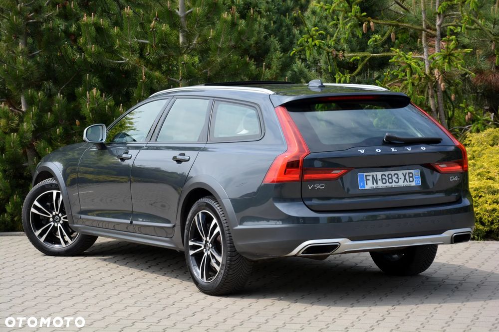 Volvo V90 Cross Country D4 AWD Geartronic Pro - 15