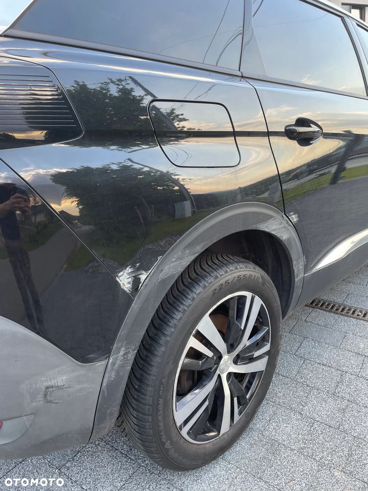 Peugeot 5008 BlueHDi 120 EAT6 Allure - 21