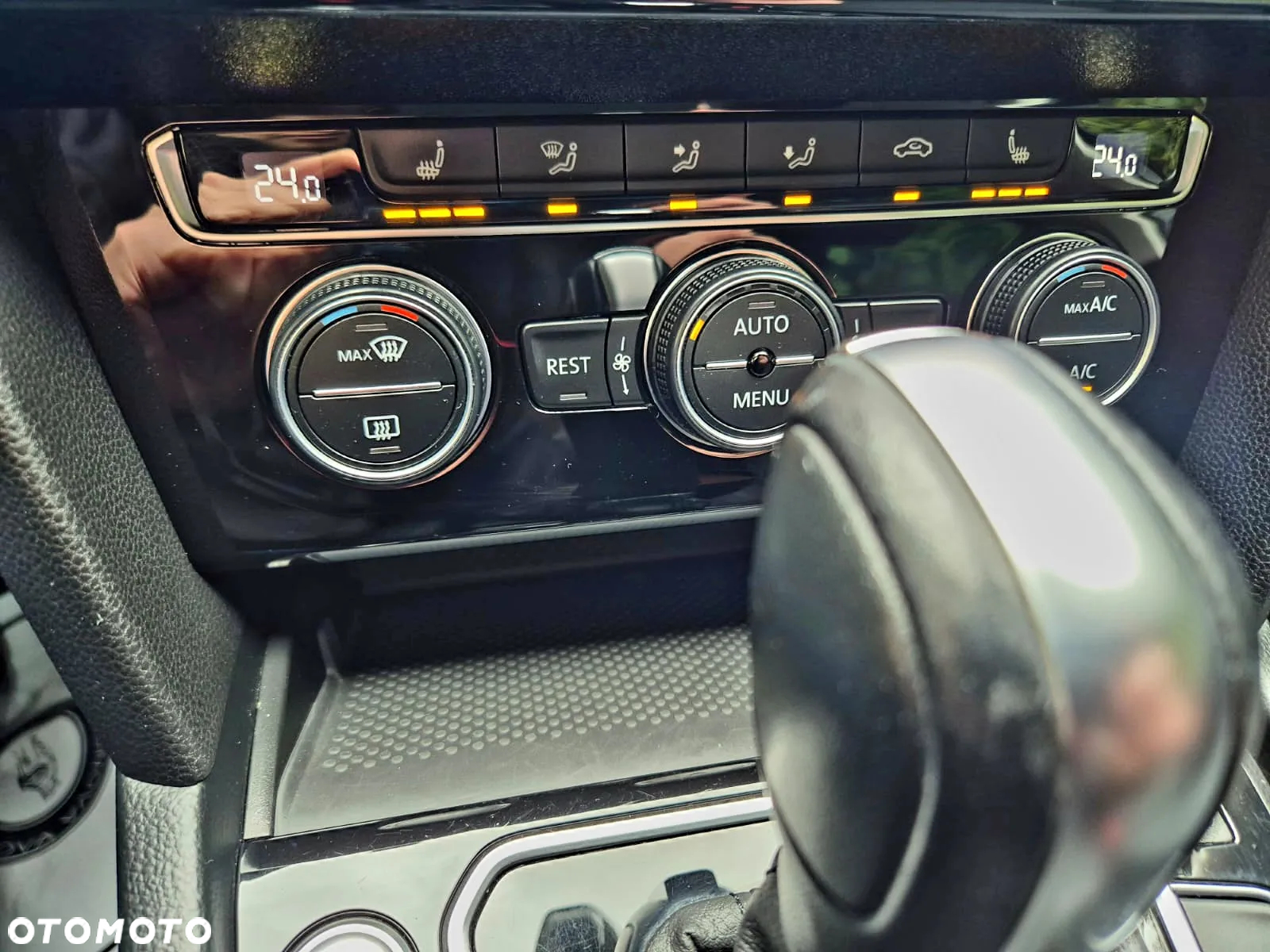 Volkswagen Passat 2.0 TSI Business DSG - 27