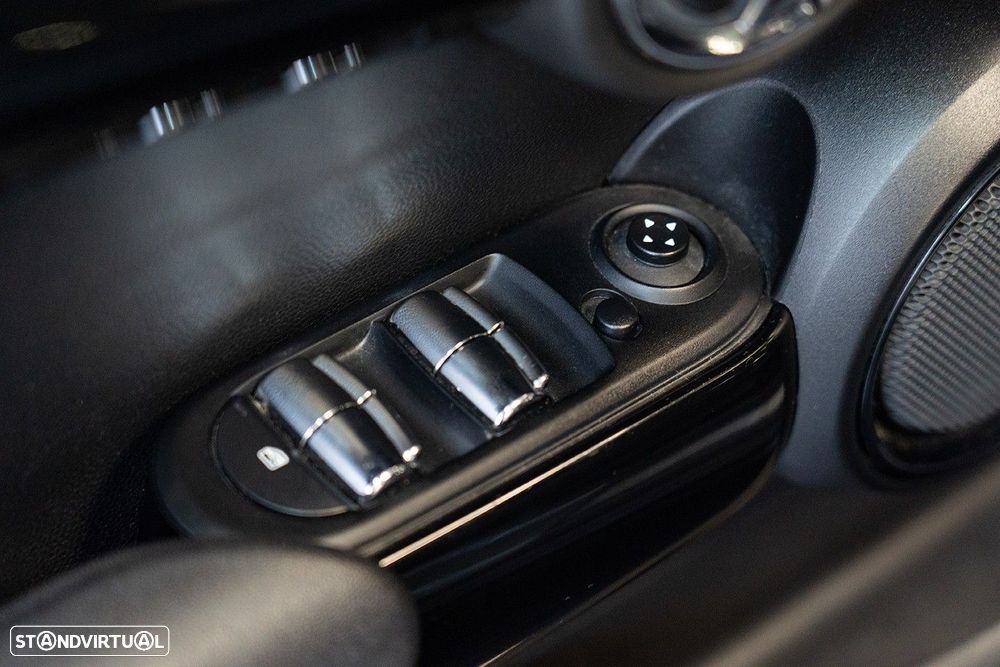 MINI 5 Portas Cooper D Seven - 17