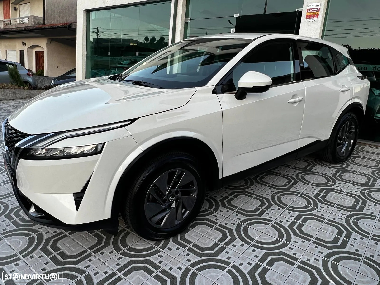 Nissan Qashqai 1.3 DIG-T Acenta LED+R - 27