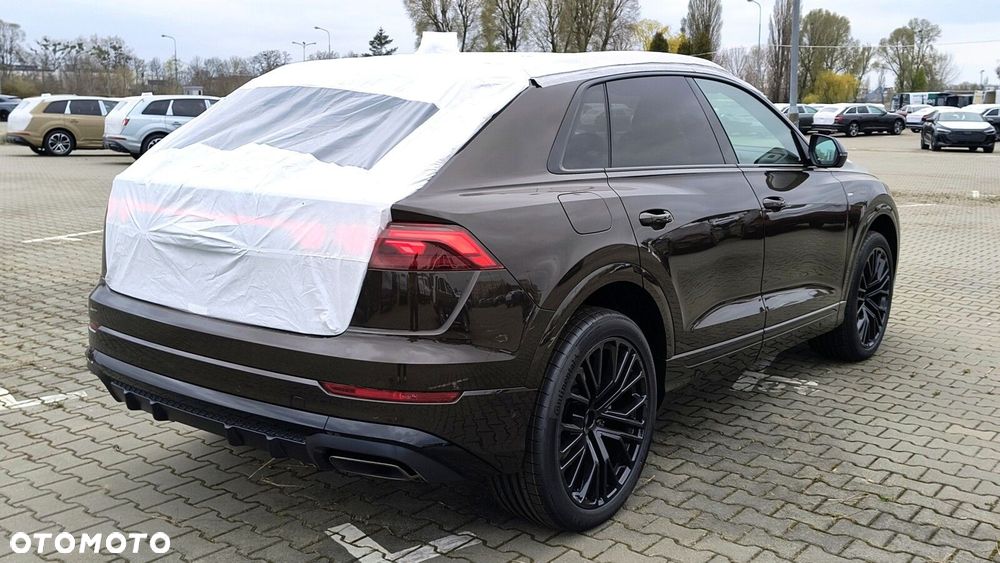 Audi Q8 - 14