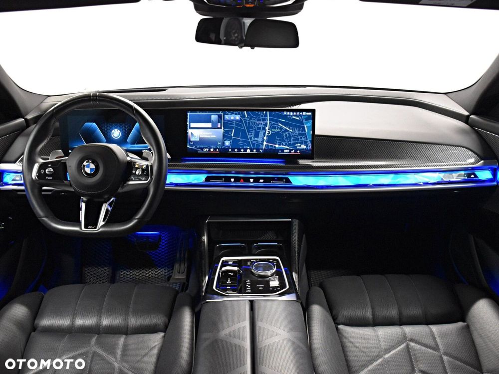 BMW Seria 7 - 16