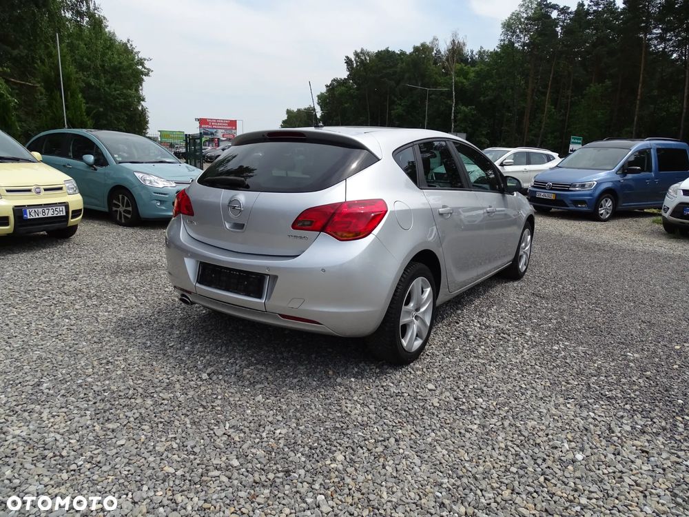 Opel Astra 1.4 Turbo Style - 10