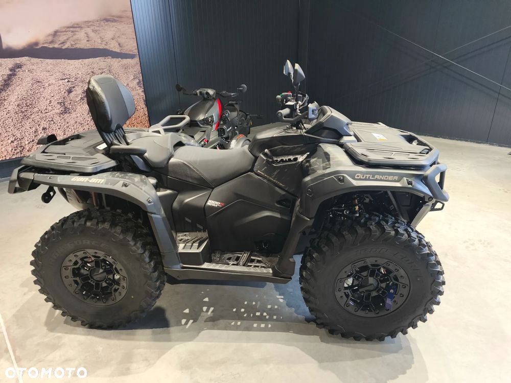 Can-Am Outlander Max - 2