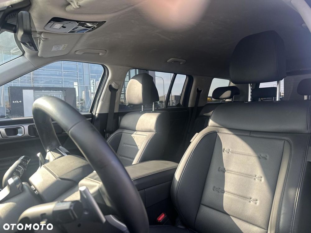 Hyundai Santa Fe - 12