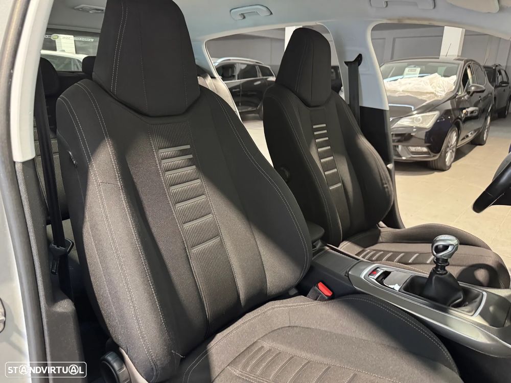 Peugeot 308 e-HDi FAP 115 Stop&Start Allure - 19