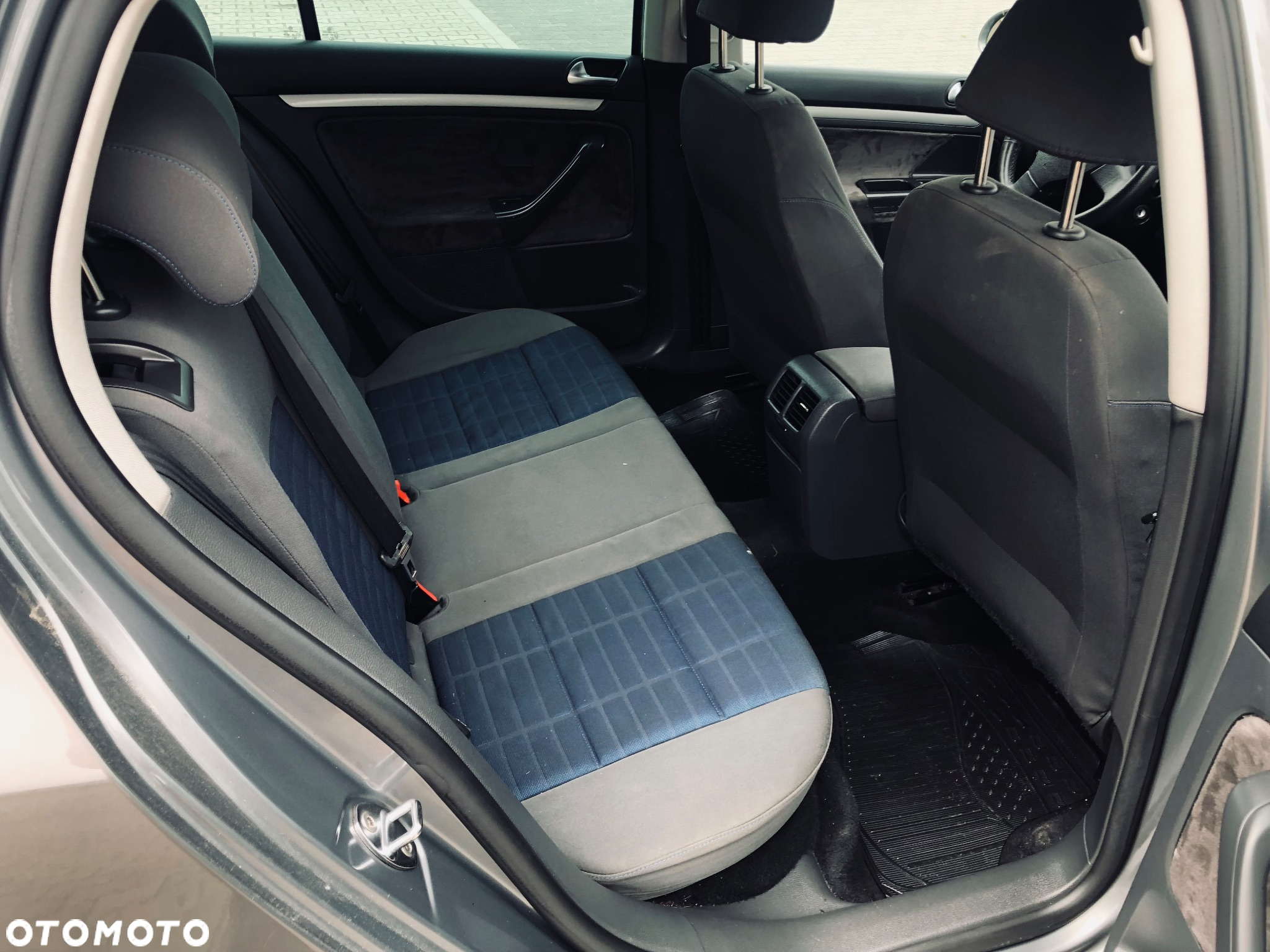 Volkswagen Golf 1.9 TDI Tour Edition - 16