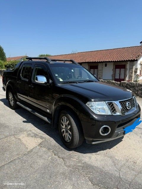 Nissan Navara 3.0 dCi V6 CD LE AT 4WD - 2