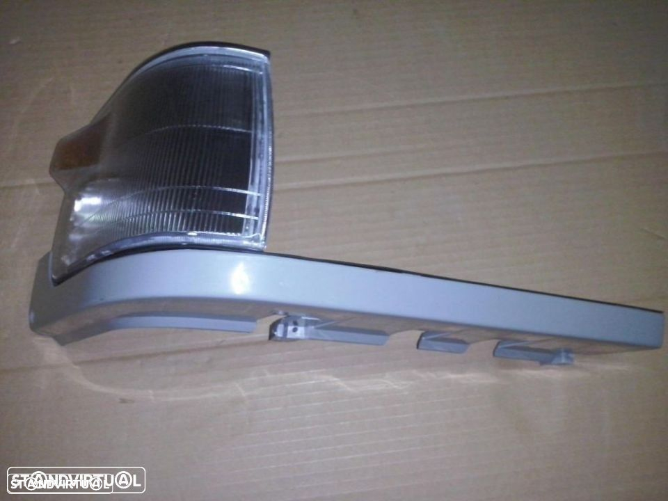 farolins frente Mitsubishi L300 1993 até 1996 - 2
