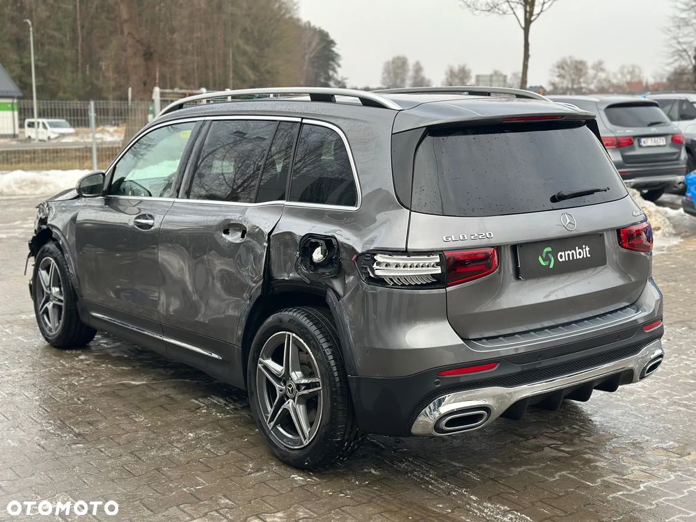 Mercedes-Benz GLB - 6