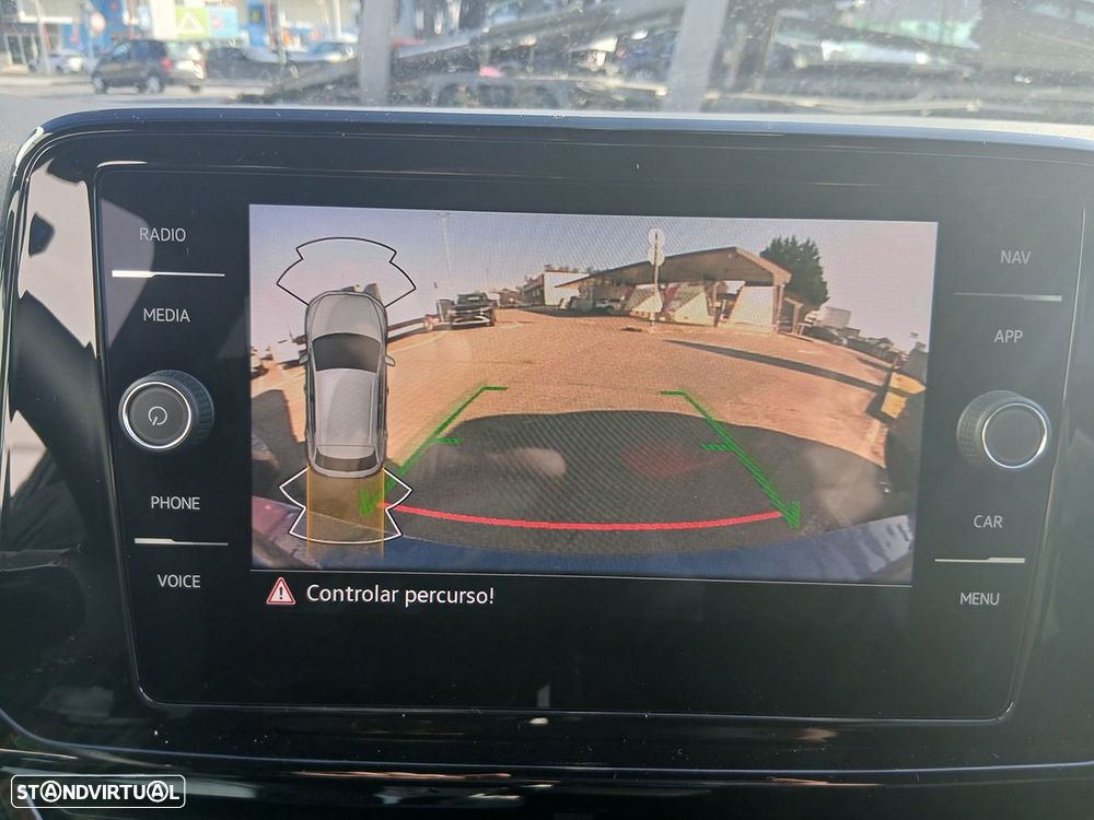 VW T-Roc 1.5 TSI Black Style DSG - 6