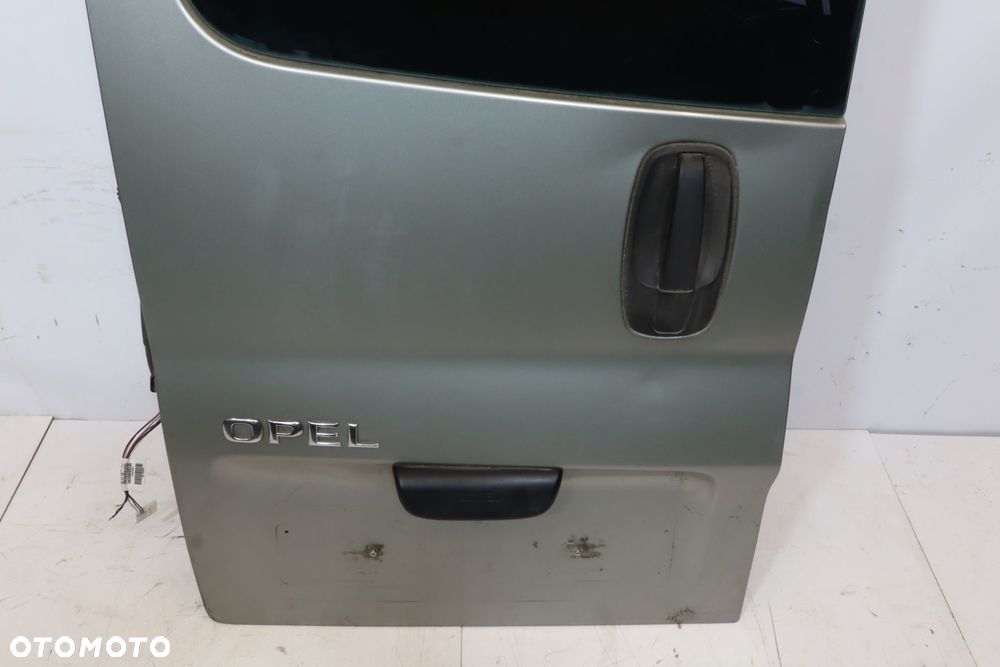 DRZWI LEWY TYŁ BAGAŻNIKA  OPEL VIVARO A G6U - 4