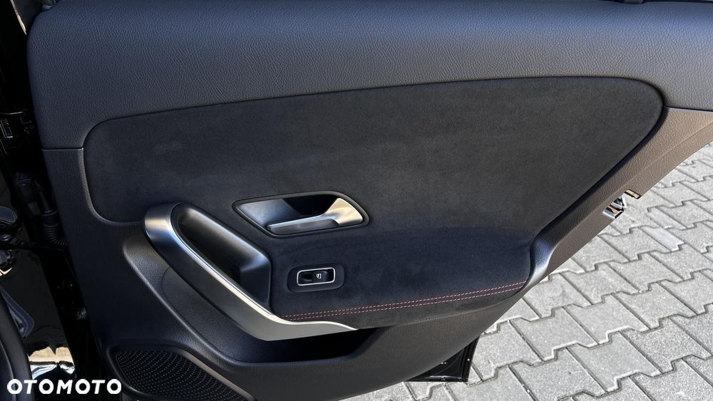 Mercedes-Benz Klasa A 220 d AMG Line 8G-DCT - 28