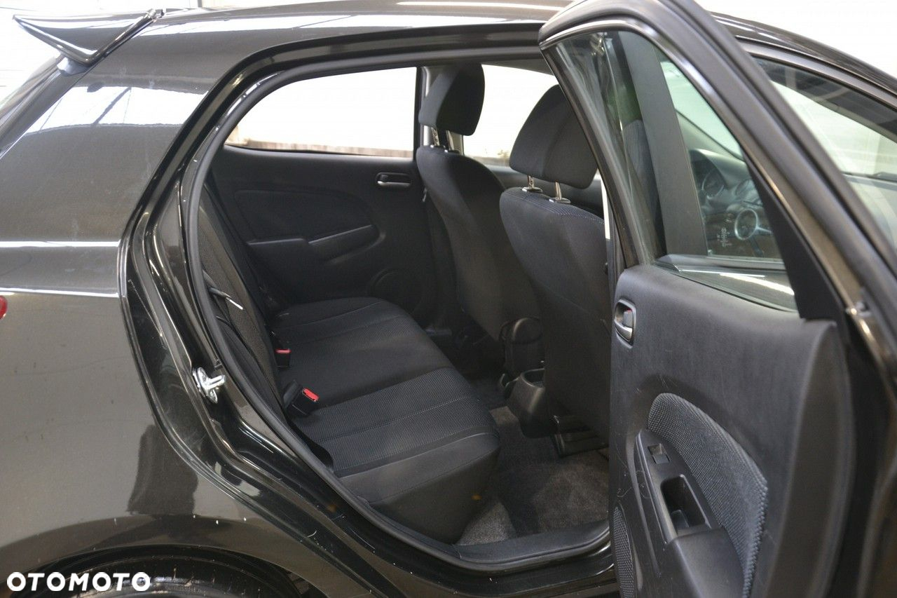 Mazda 2 - 20