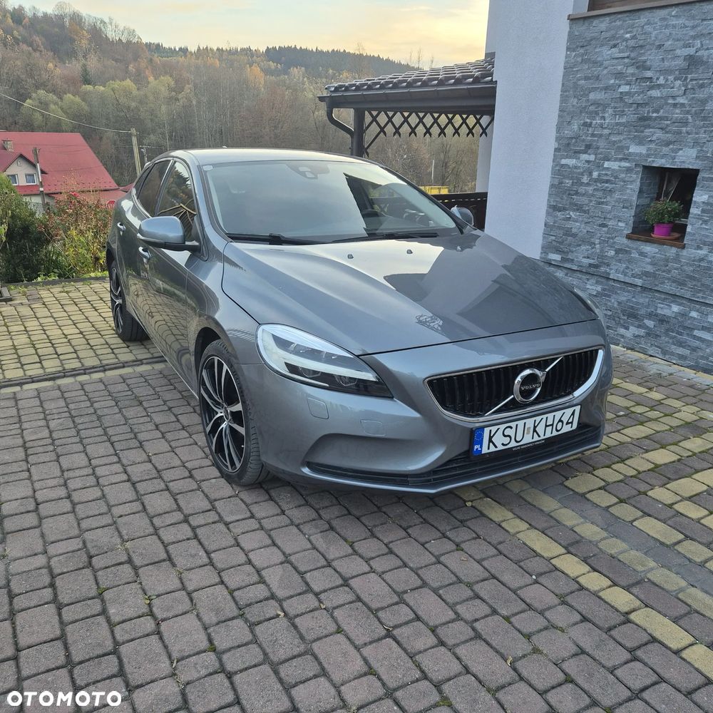 Volvo V40