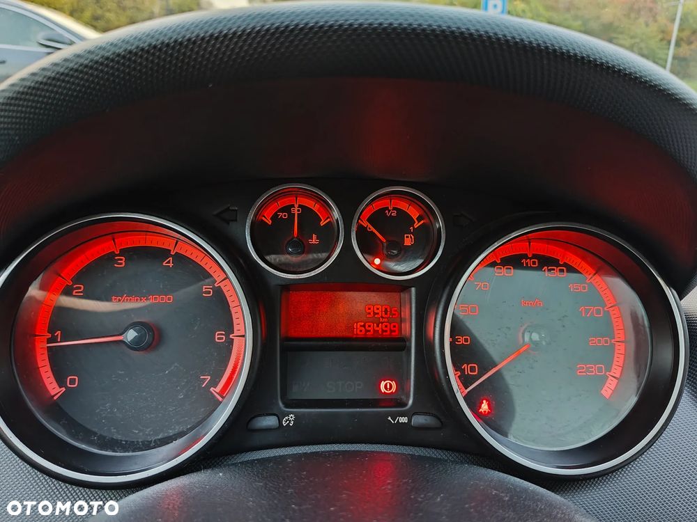 Peugeot 308 1.6 Premium - 24