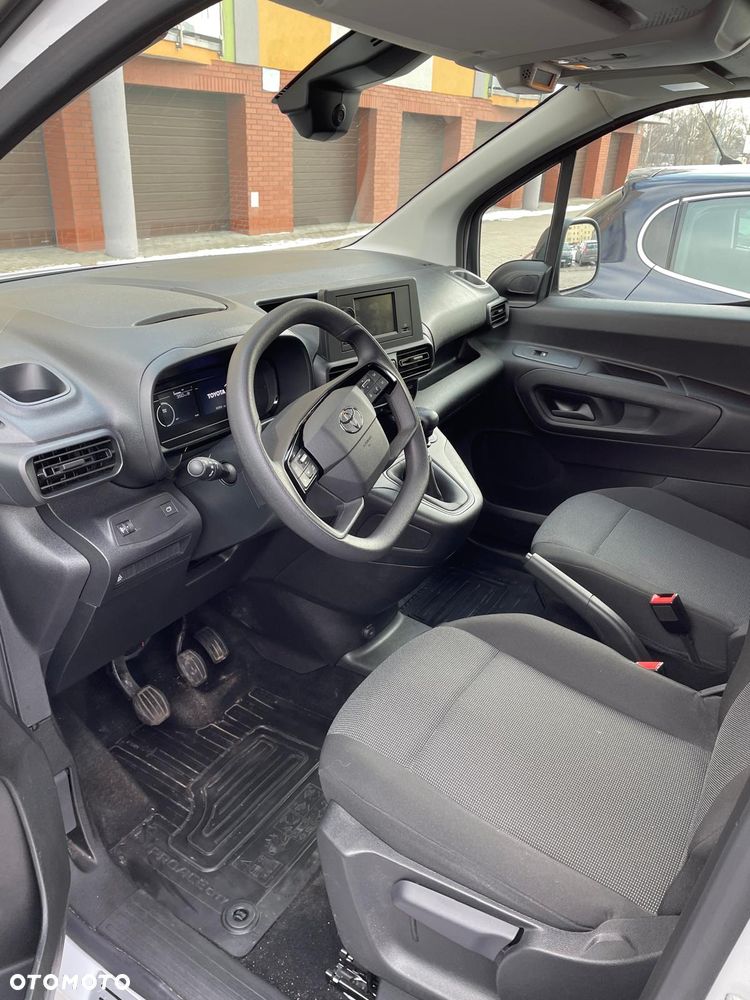 Toyota ProAce - 11