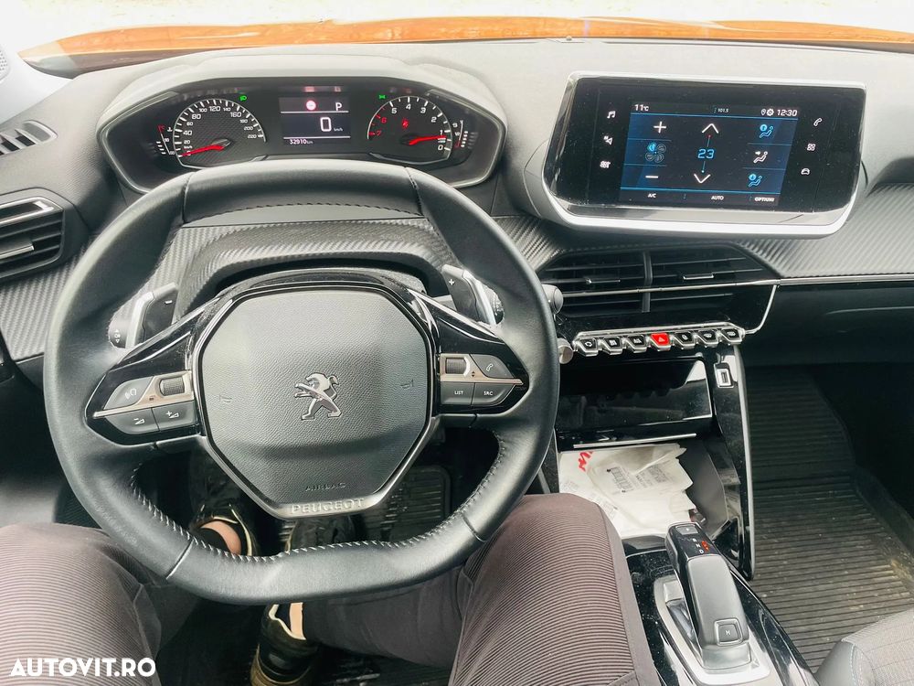 Peugeot 2008 1.2 PureTech EAT8 STT Active Pack - 9