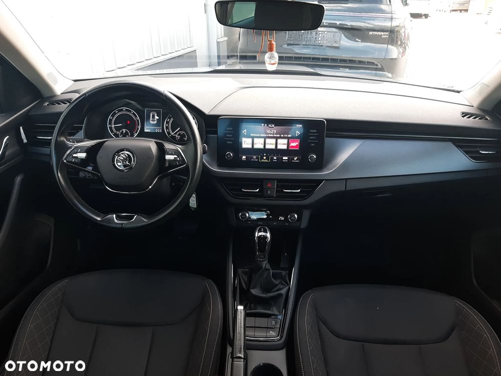 Skoda Kamiq 1.0 TSI Ambition DSG - 17