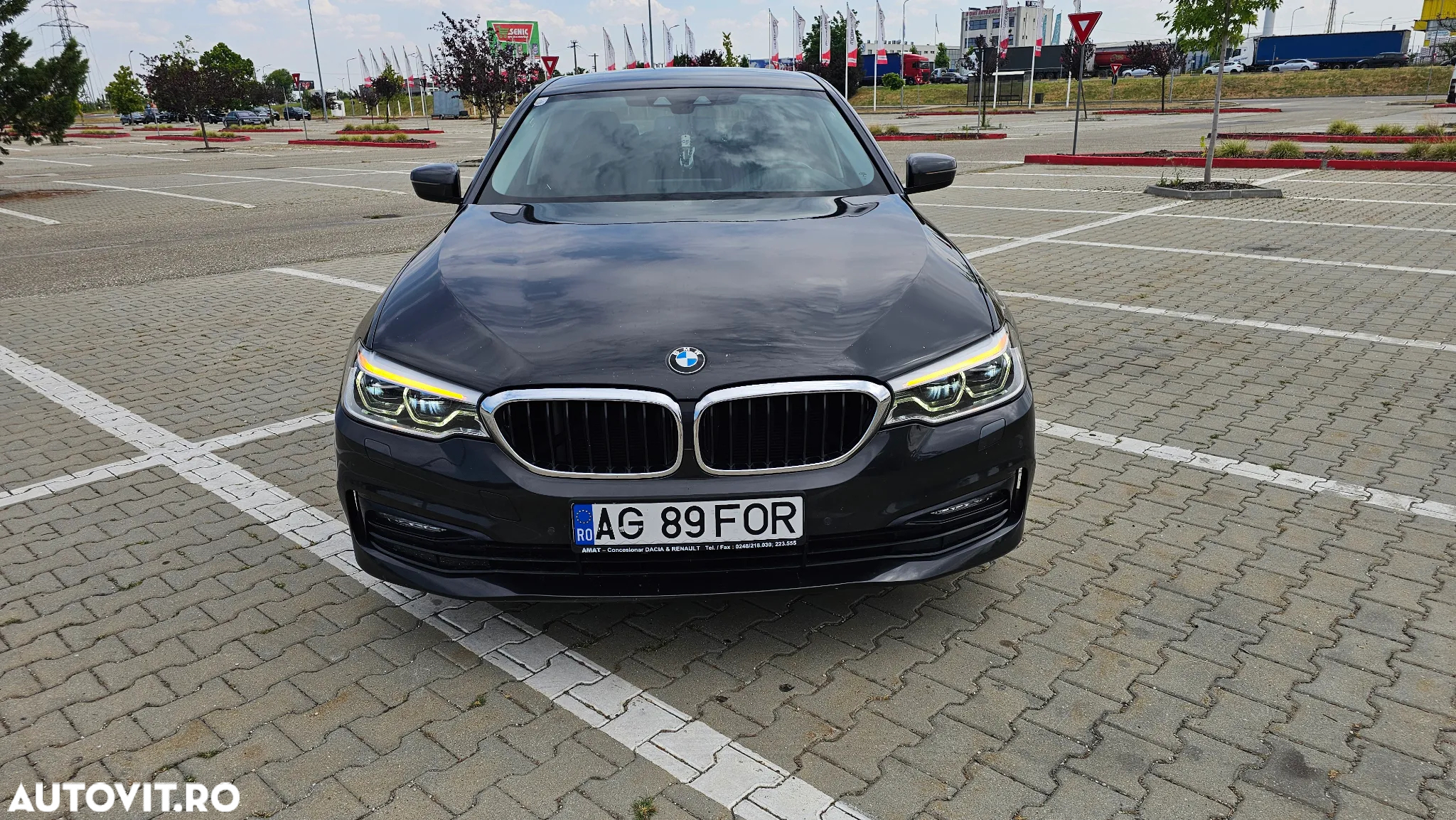 BMW Seria 5 520d Sport-Aut. - 2