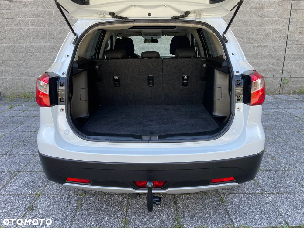 Suzuki SX4 1.9 DDiS DPF Streetline 4x2 Club - 9