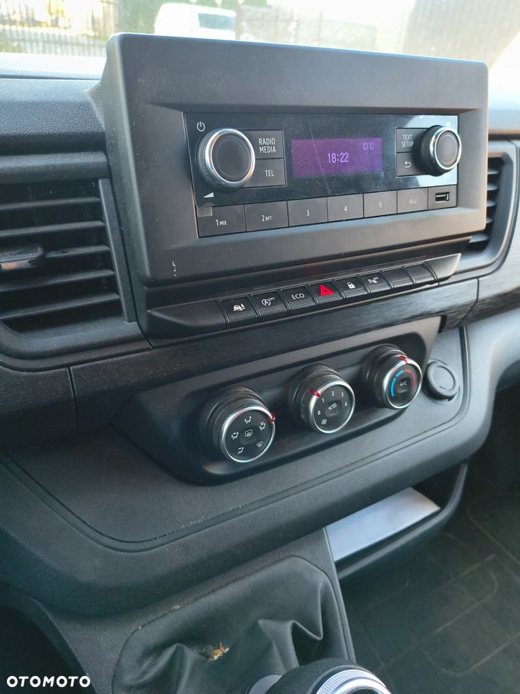 Renault Trafic - 11