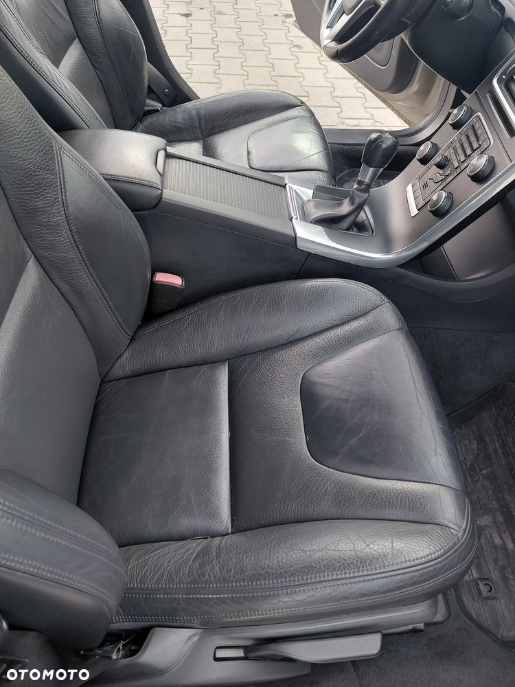 Volvo V60 - 13