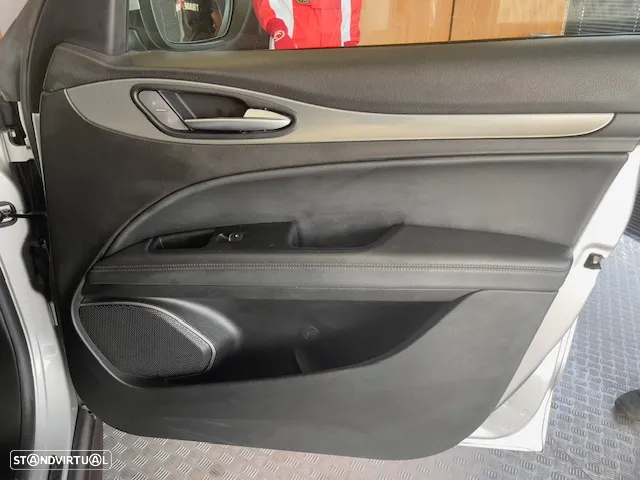 Alfa Romeo Stelvio 2.2 D Veloce Q4 AT8 - 39